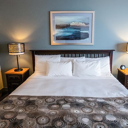 Prestige Hudson Bay Lodge & Conference Centre, Worldhotels Crafted Collection Смітерз Екстер'єр фото