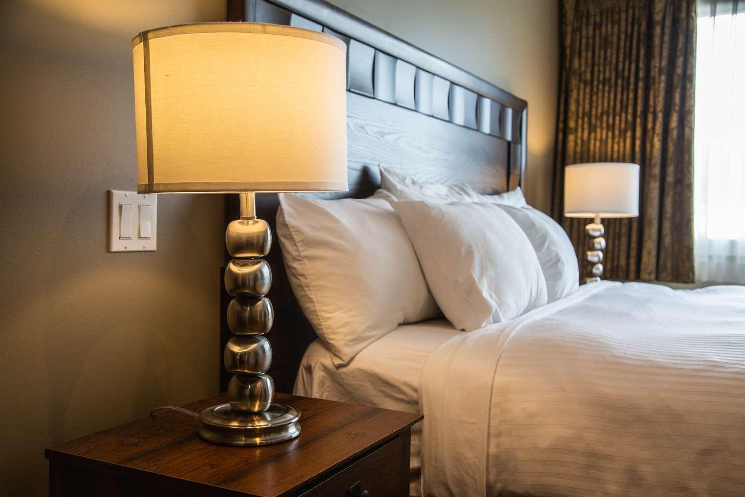 Prestige Hudson Bay Lodge & Conference Centre, Worldhotels Crafted Collection Смітерз Екстер'єр фото
