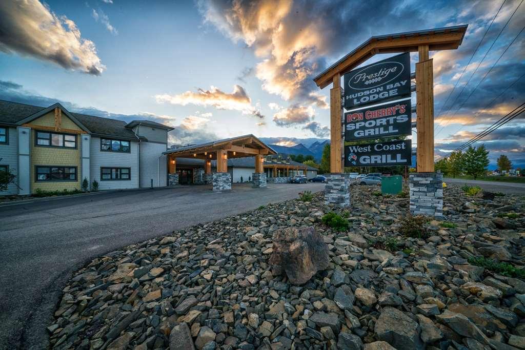 Prestige Hudson Bay Lodge & Conference Centre, Worldhotels Crafted Collection Смітерз Екстер'єр фото