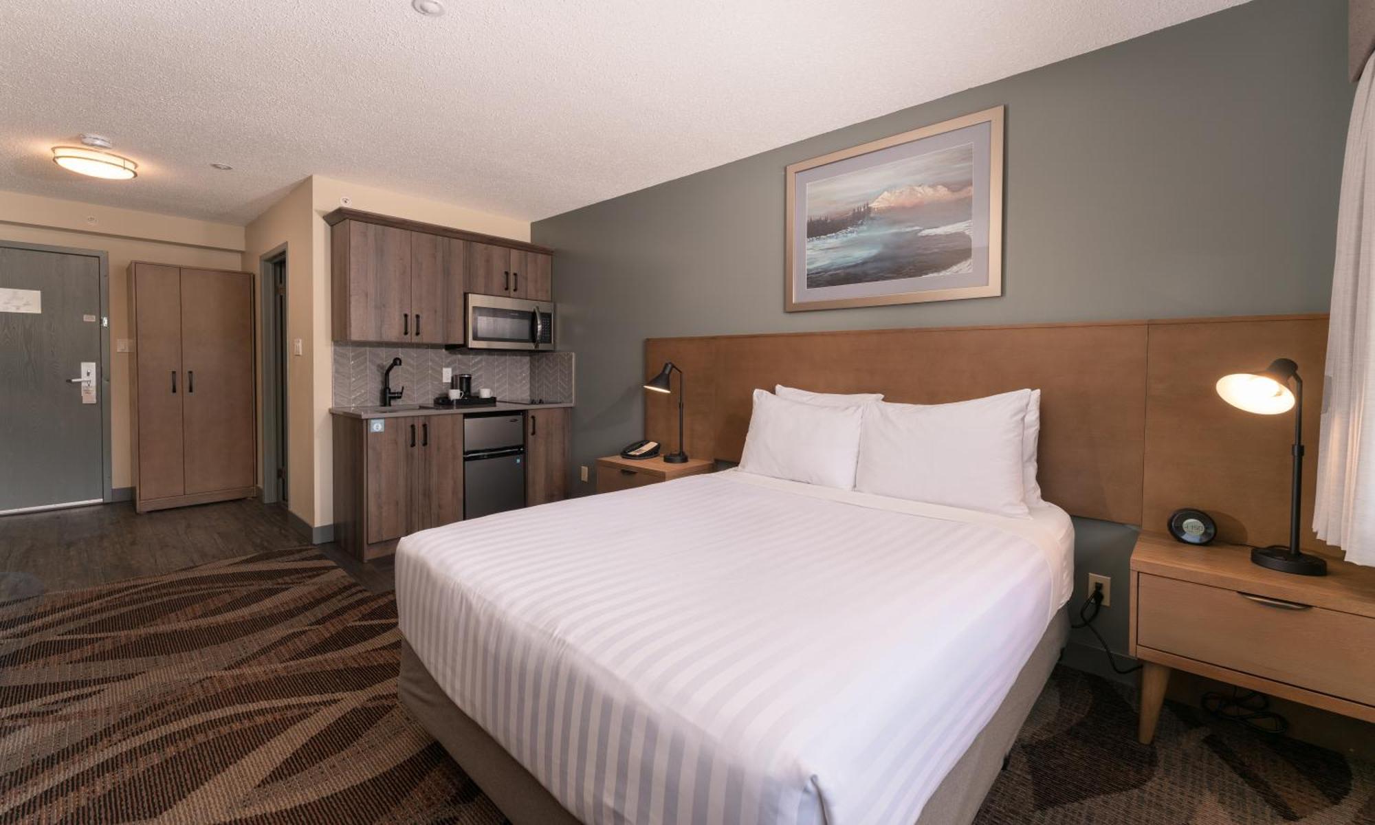 Prestige Hudson Bay Lodge & Conference Centre, Worldhotels Crafted Collection Смітерз Екстер'єр фото