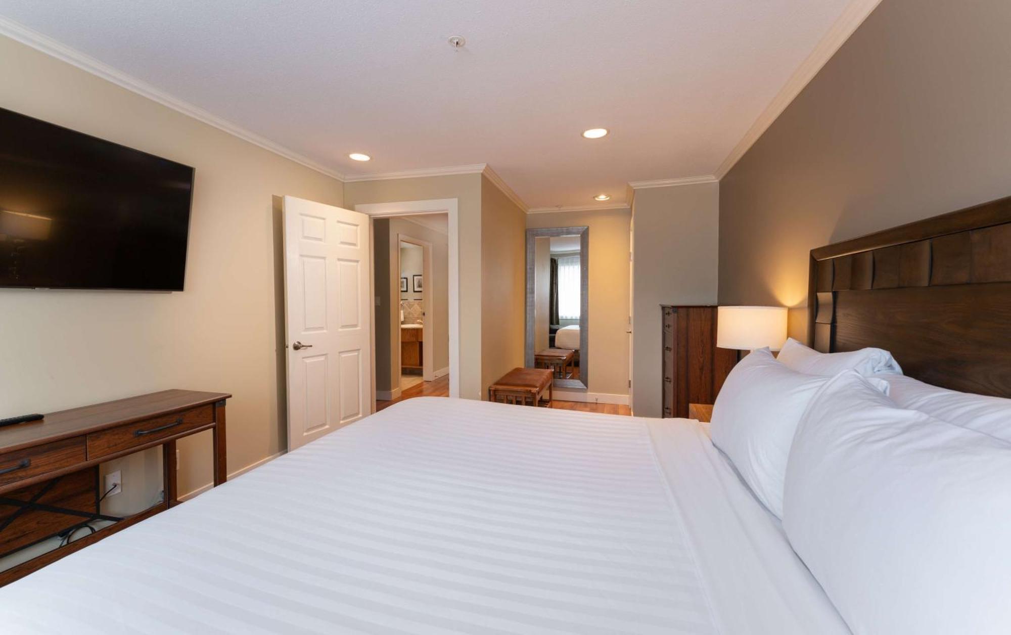 Prestige Hudson Bay Lodge & Conference Centre, Worldhotels Crafted Collection Смітерз Екстер'єр фото